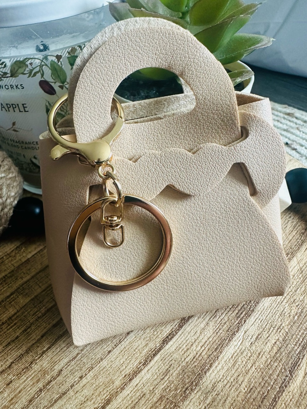 Beige Faux Leather Mini Bag Keychain Bag Charm w/ Heart Scalloped Accent NWT